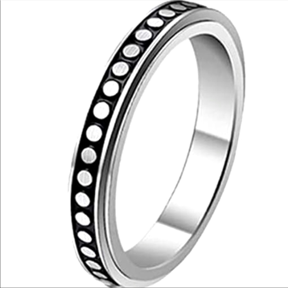 🦋3/$30🦋 Fidget spinner stainless steel polka dot ring size 10